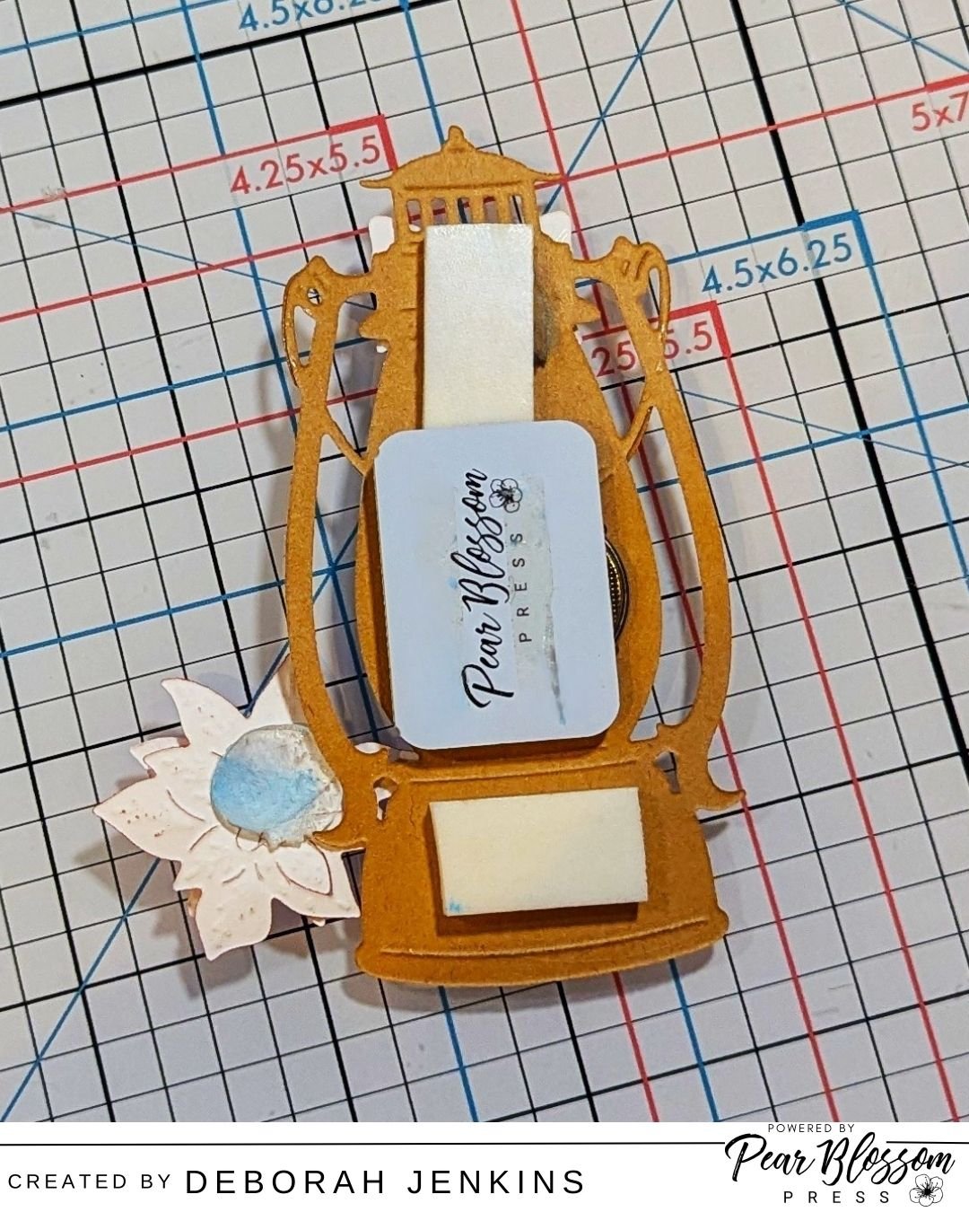 debbie jenkins scrappy tails and pearblossom press light up lantern (4) debbie jenkins scrappy tails and pearblossom press light up lantern (4)